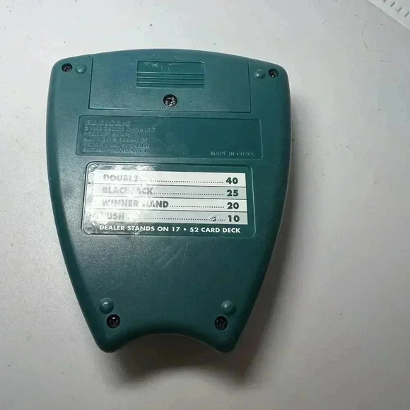 Vintage Radica 1999 Pocket Blackjack 21 Handheld Electronic Travel Game VGC - Picture 2 of 3